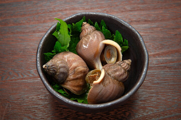 北海道産えぞばい貝の煮付け