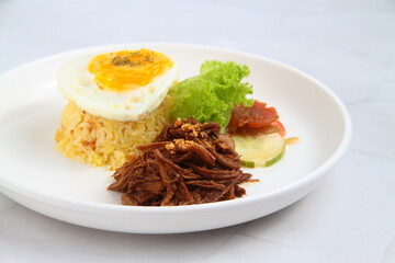Freshly cooked Filipino food called Pulledporksilog