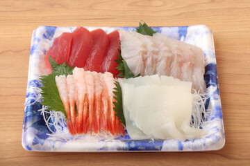 刺身盛り合わせ