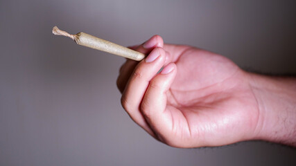 Joint in hands 