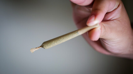 Joint between fingers