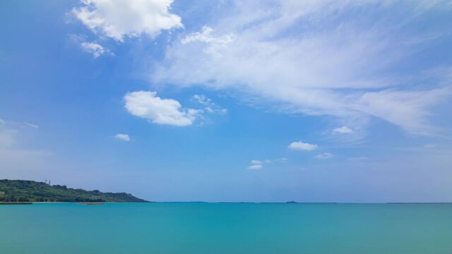 沖縄　春の海　流れる雲　タイムラプス