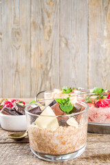 Set fruit overnight oatmeal