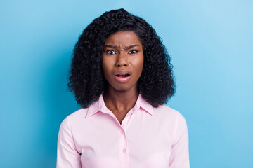 Portrait of attractive mad angry devastated wavy-haired girl mistake wrong reaction isolated on...
