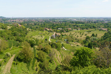 Fototapeta na wymiar Rural landscape at Montevecchia park near Lissolo, Brianza, Italy