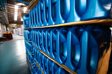Bottle engine oil plastic on pallets are storage in the warehouse
