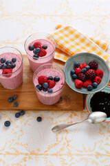 Smoothie with berries acai and vanilla (ph. Marianna Franchi)
