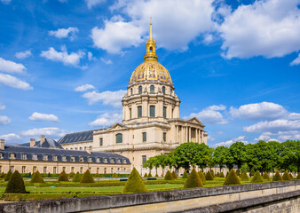 Fototapeta na wymiar The Dome des Invalides in Paris, France