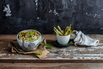 Chickpea hummus with wild fennel (ph. Tiziana Molti)