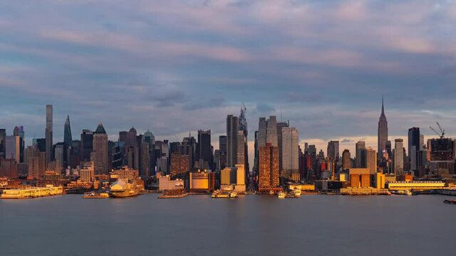 New York City midtown skyline time lapse with architecture 