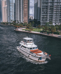 Fototapeta na wymiar yachts in the harbor Miami Florida usa 