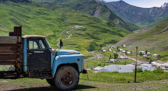 Xinaliq landscape