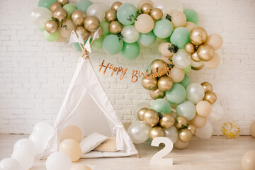 Birthday decor boho with wigwam © dementevajulia