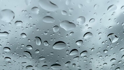 gouttes de pluie sur une vitre