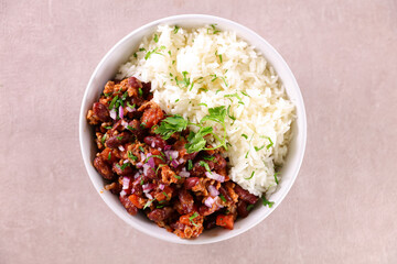 chili con carne with rice