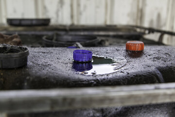 Industrial waste oil container