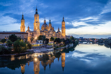 Basilica de Nuestra Senora del Pilar and Ebor River in the Evening, Zaragoza, Aragon, Spain....
