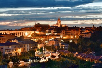 Fototapeta na wymiar Segovia city skyline