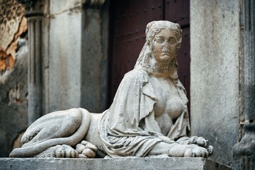 Fototapeta na wymiar Segovia Lion woman sculpture