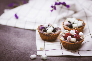 sweets food muffin cupcakes raspberries baking kitchen