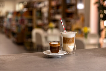 Latte macchiato and long espresso