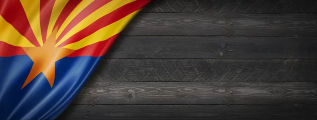 Rolgordijnen Vlag van Arizona op zwarte houten muurbanner, VS © daboost