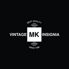 Obraz premium Retro Vintage Insignia, Logotype, Label or Badge Vector design element, business sign template