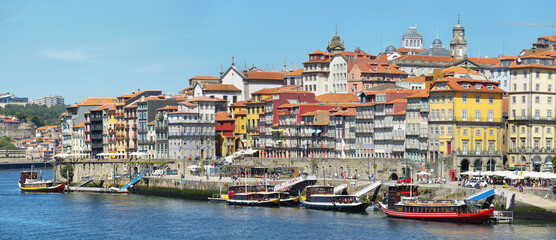 Fototapeta na wymiar Portugal. Porto and Douro river
