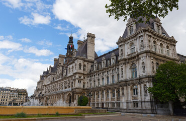 Fototapeta na wymiar The city hall of Paris is the building housing the city's local administration . it was built in 1535 until 1551.