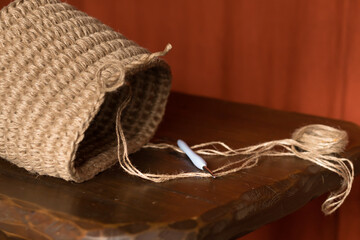 crocheting decorative interior basket from jute