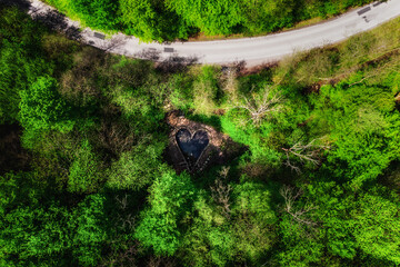 wiosna, jura krakowsko-częstochowska, gmina krzeszowice, źródło św. Eliasza