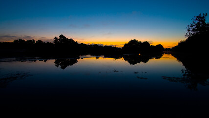 Lever de soleil sur la Loir à la Flèche