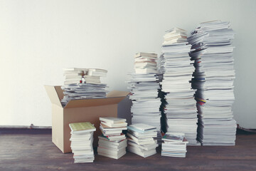 たくさんの本や雑誌や文庫本の処分と断捨離