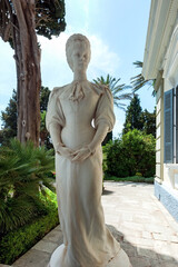 Statue of Kaiserin Elisabeth in Achilleion Palace, Corfu, Greece - obrazy, fototapety, plakaty