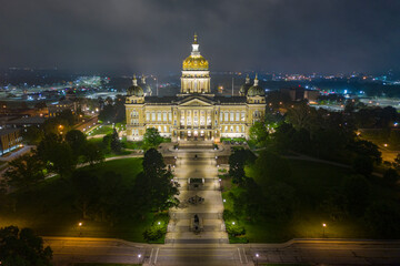 Fototapeta na wymiar Iowa State Capitol Building Downtown Des Moines Aerial Night Long Exposure Photo Drone