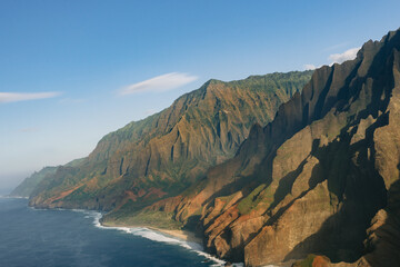 Na Pali K&uuml;ste auf Kauai aus dem Hubschrauber heraus fotografiert