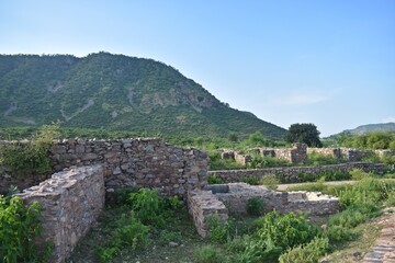Fototapeta na wymiar Bhangarh fort,alwar,rajasthan,india