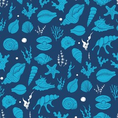 Sea shell pearl line art seamless pattern. Summer time beach shell. Vector hand drawn seashell. Nature ocean sketch mollusk. Water marine exotic animal, Scallop underwater tropical cockleshell.