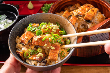 ひつまぶしを食べる