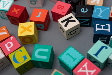 letter wood cubes block symbol - obrazy, fototapety, plakaty