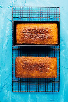 Zitronenkuchen mit Mohn