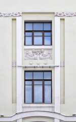 Fototapeta na wymiar Architectural detail facade window in Art Nouveau and Beaux Arts