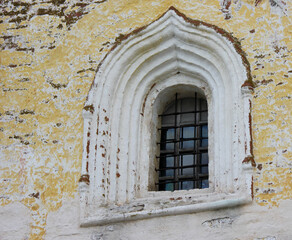 Fototapeta na wymiar Russian monastery window