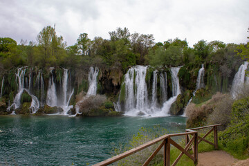 Obraz premium waterfall in the forest