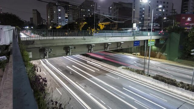 Time lapse of Traffic on 23 de Maio Avenue, at night in Sao Paulo 