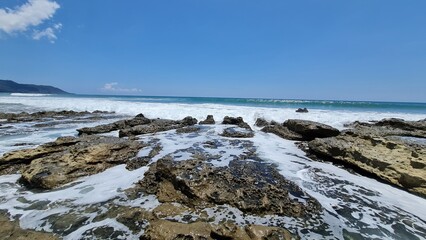 sea and rocks