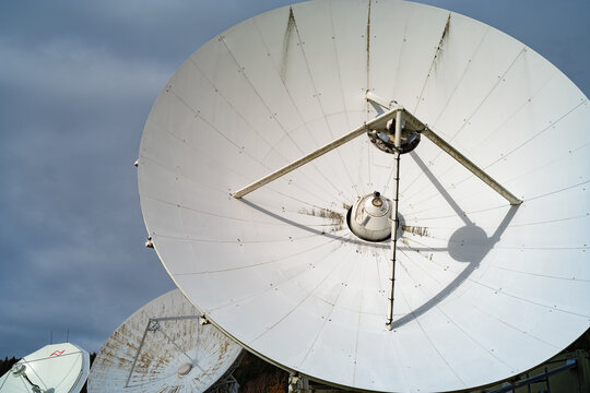 Erdfunkstelle - Parabolantenne