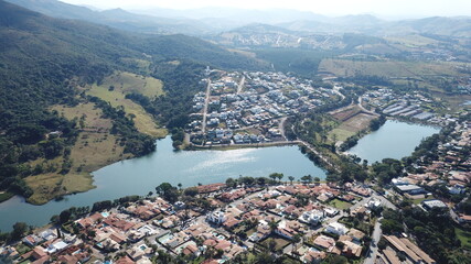 Foto Aérea Escarpas do Lago Capitólio