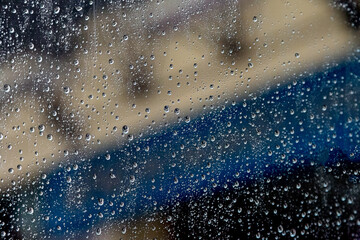 Obraz premium Raindrops on the windshield