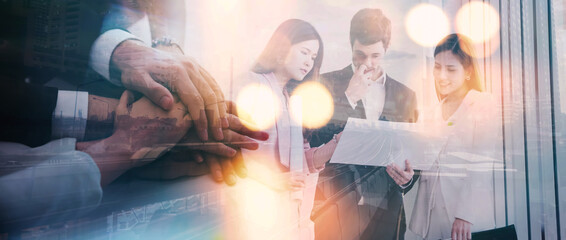 Double exposure of team businesspeople coordination and join hands deal agreement business.